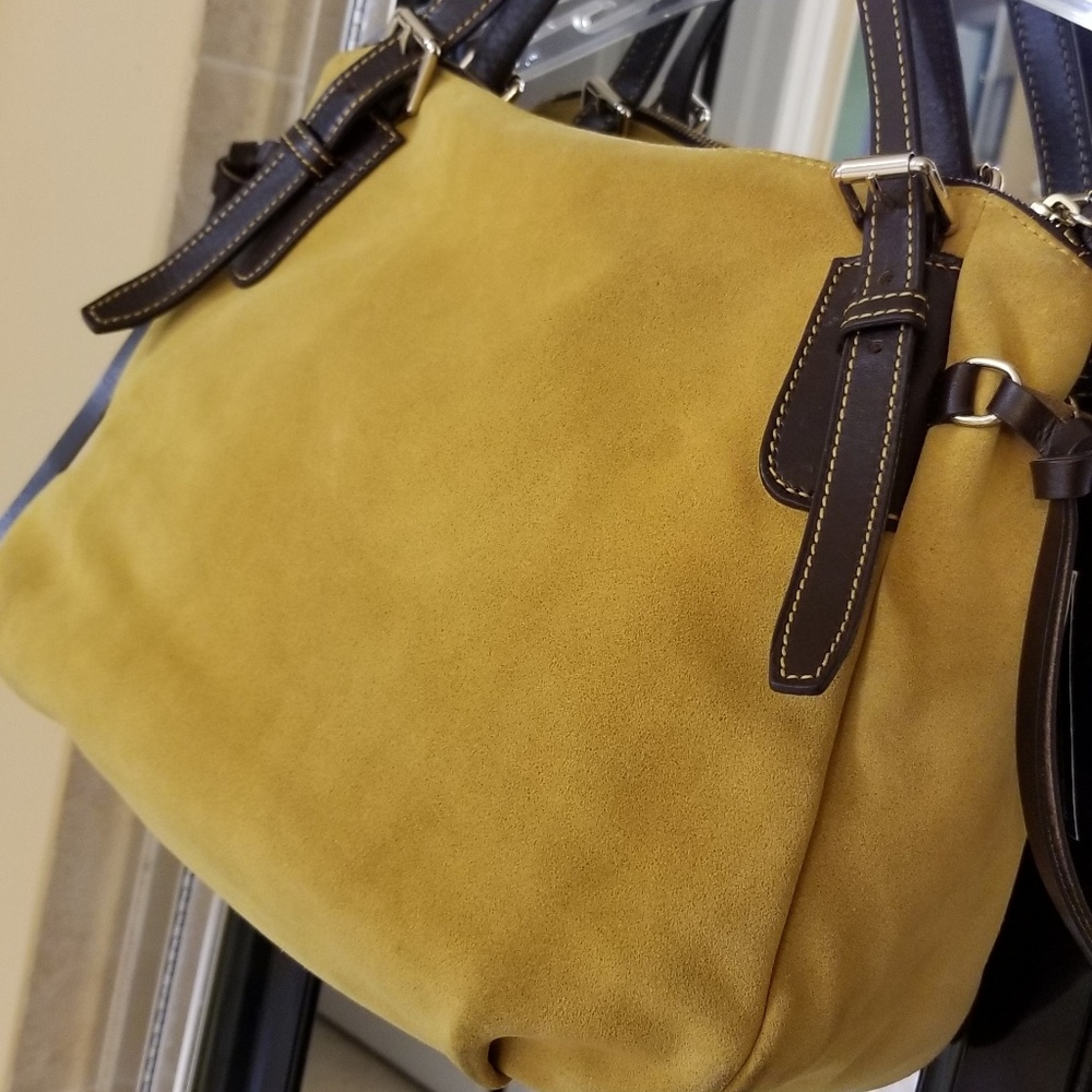 Dooney & Bourke mustard suede bag - Picture 7 of 8